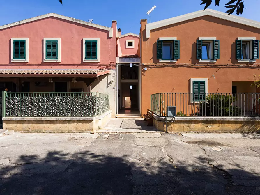 Immagine 26 di Appartamento in vendita  in Piazza Ina- Casa a Vernole