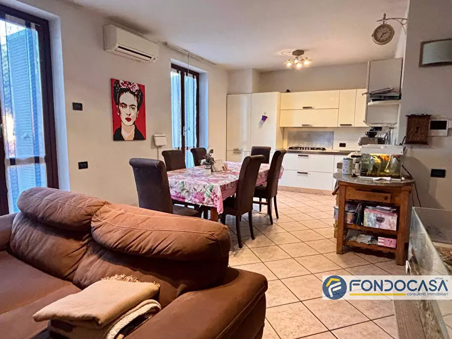 Immagine 2 di Appartamento in vendita  a Coccaglio