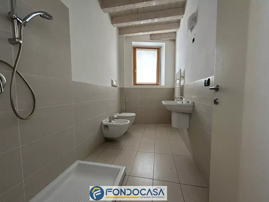 Immagine 10 di Ufficio in affitto  a Rovato