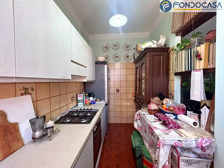 Immagine 7 di Appartamento in vendita  in Via della Pace a Seravezza