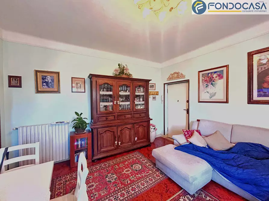 Immagine 5 di Appartamento in vendita  in Via della Pace a Seravezza