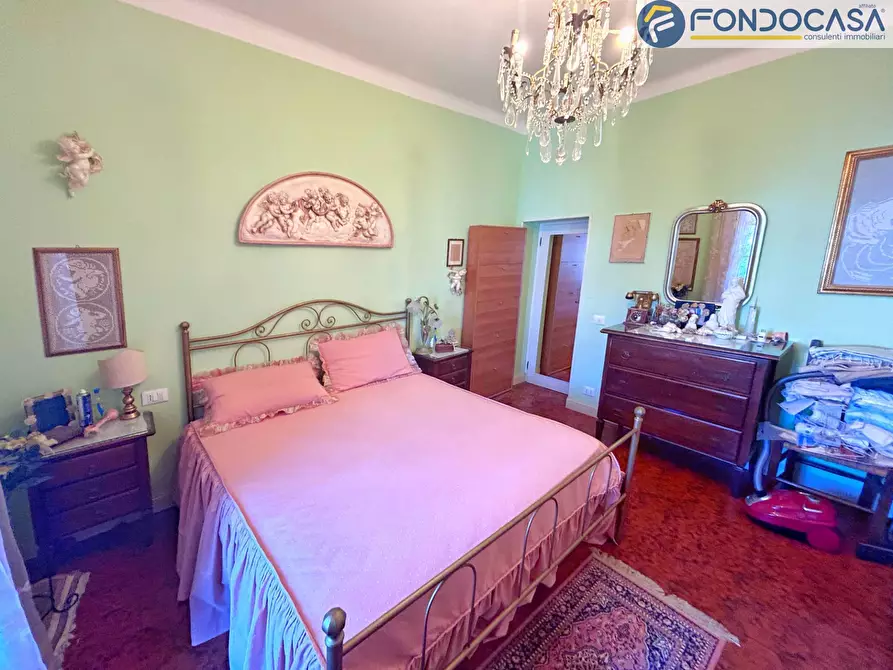 Immagine 15 di Appartamento in vendita  in Via della Pace a Seravezza