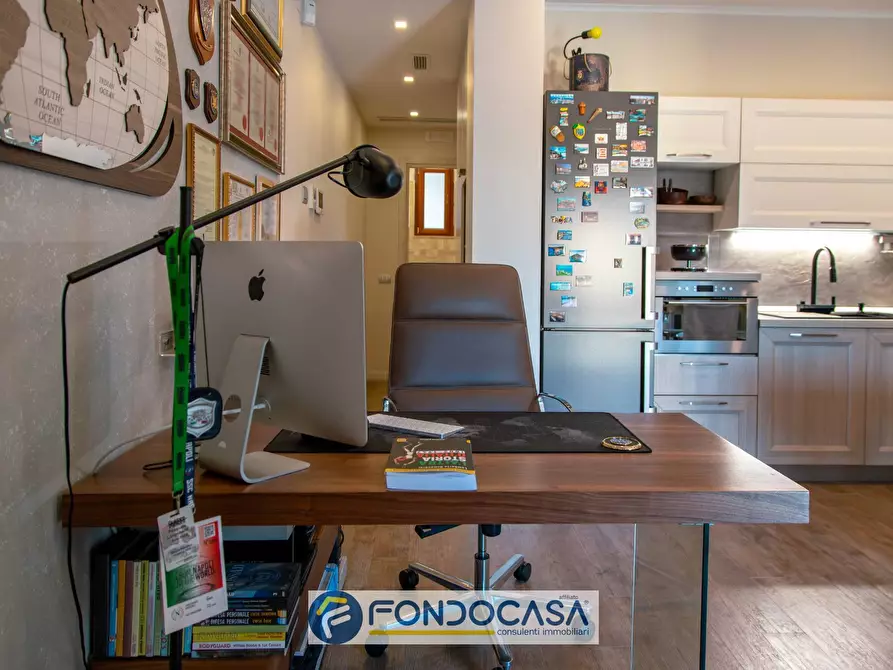 Immagine 13 di Appartamento in vendita  in Via Casa Stanzione a Salerno