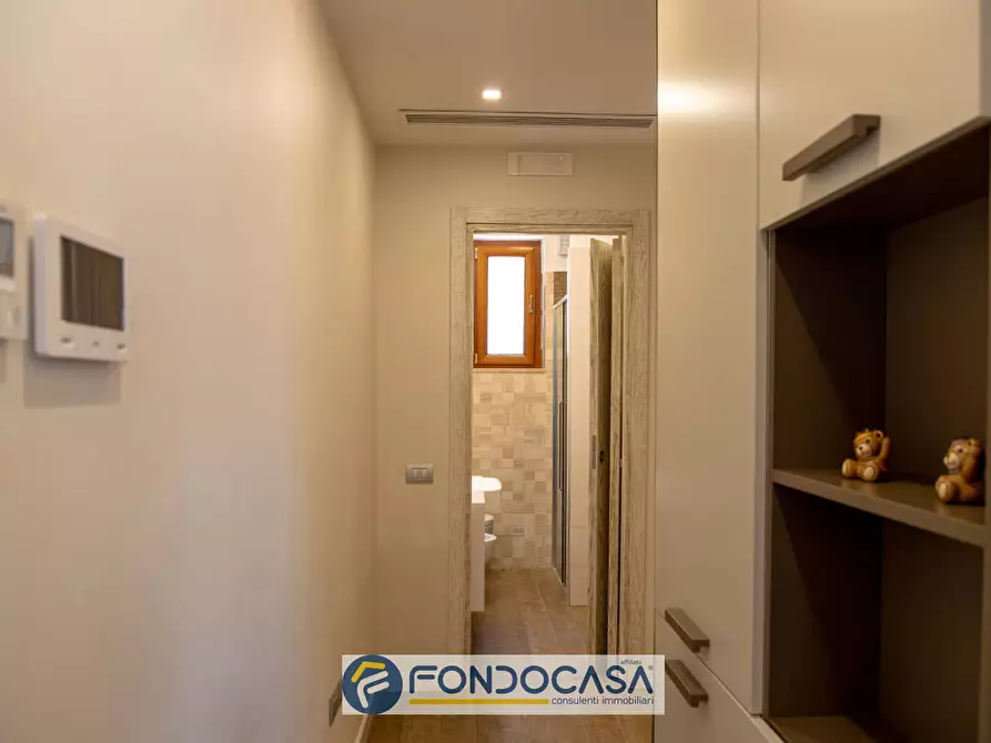 Immagine 15 di Appartamento in vendita  in Via Casa Stanzione a Salerno