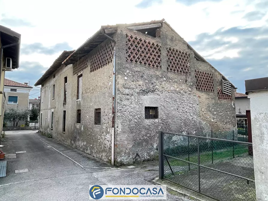 Immagine 19 di Rustico / casale in vendita  a Cazzago San Martino