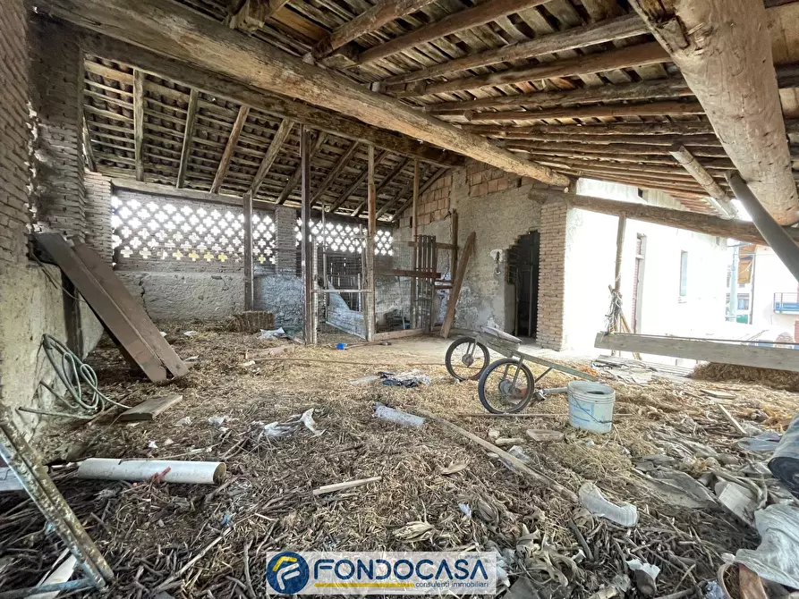 Immagine 15 di Rustico / casale in vendita  a Cazzago San Martino