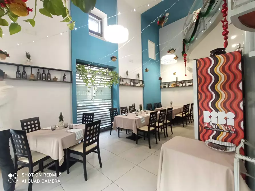 Immagine 1 di Attività commerciale in vendita  a Pomigliano D'arco