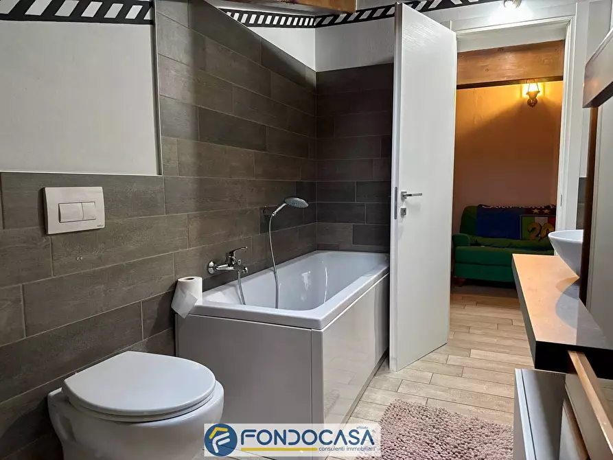 Immagine 19 di Appartamento in vendita  a Rovato