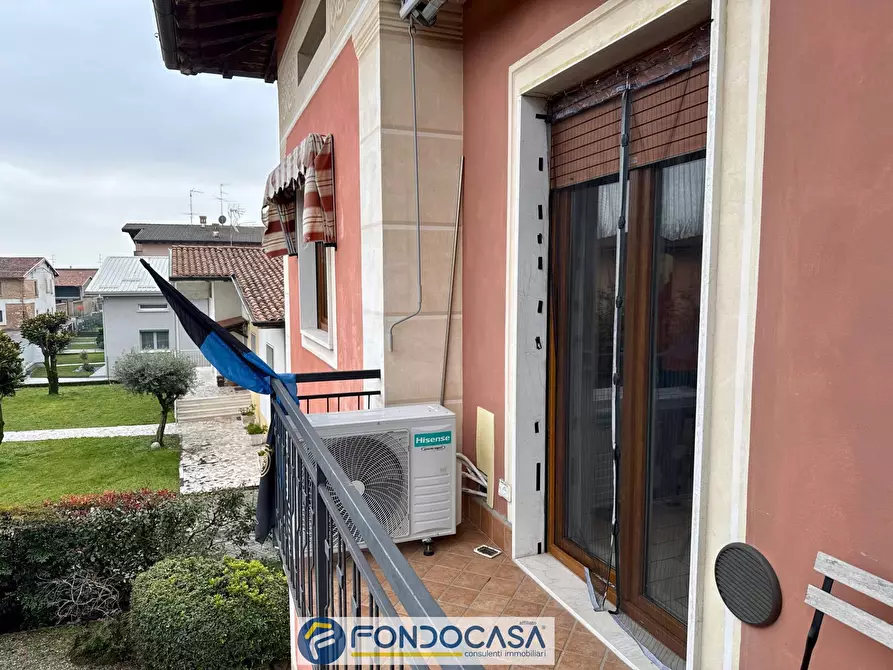 Immagine 26 di Appartamento in vendita  a Rovato