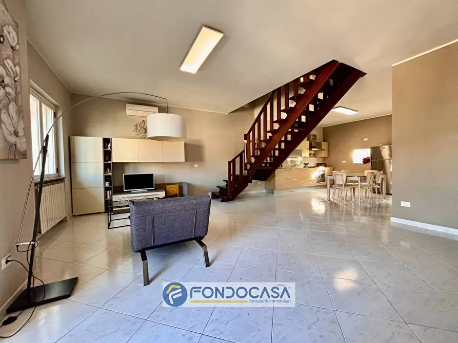 Immagine 16 di Villetta a schiera in vendita  in via giacomo leopardi a Cesa