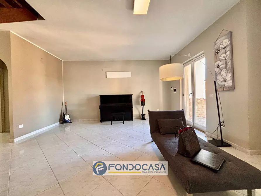 Immagine 15 di Villetta a schiera in vendita  in via giacomo leopardi a Cesa