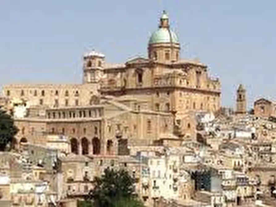 Immagine 1 di Appartamento in vendita  in VICOLO GIUSEPPE VERDI a Grotte