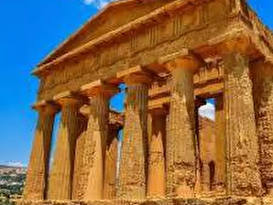 Immagine 12 di Appartamento in vendita  in VICOLO GIUSEPPE VERDI a Grotte