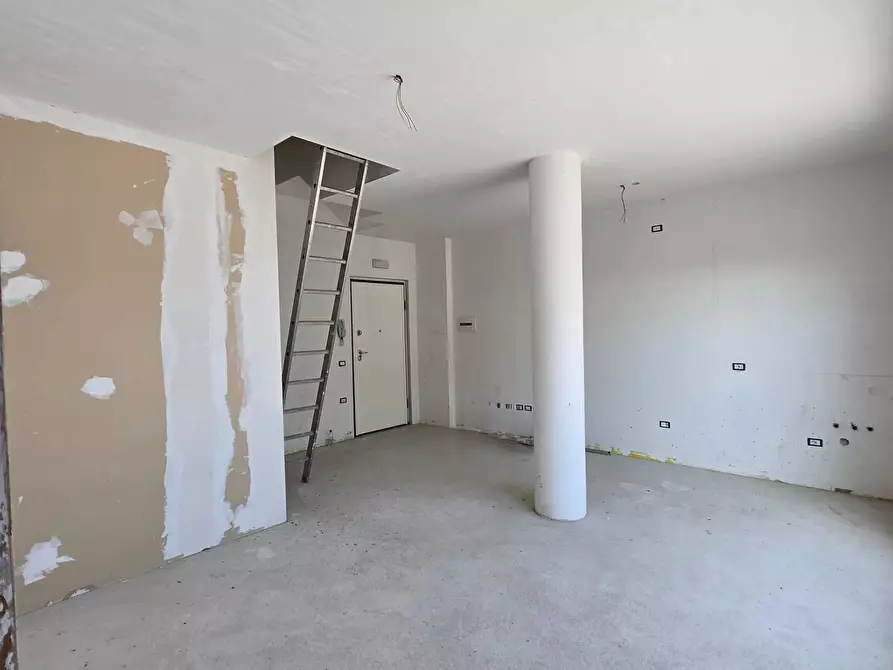 Immagine 6 di Attico in vendita  in Viale della Vittoria a Alba Adriatica