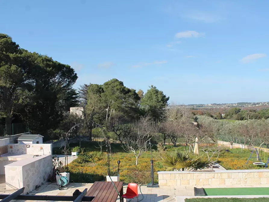 Immagine 27 di Villa in vendita  in VIA  CRISPIANO a Martina Franca