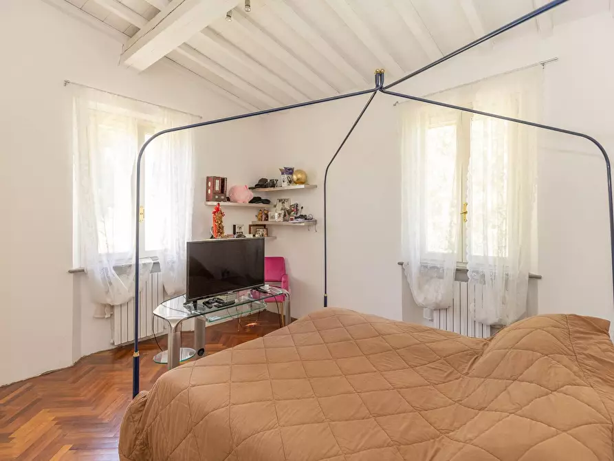 Immagine 12 di Villa in vendita  in VIA DELLE SORGENTI a Collesalvetti