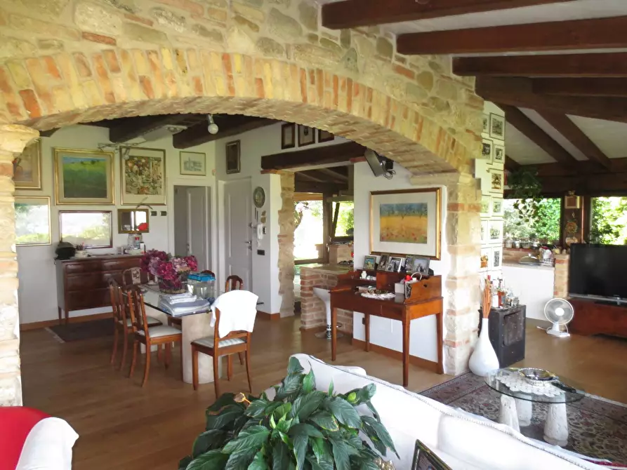 Immagine 9 di Villa in vendita  in Via tre Ottobre a Ascoli Piceno
