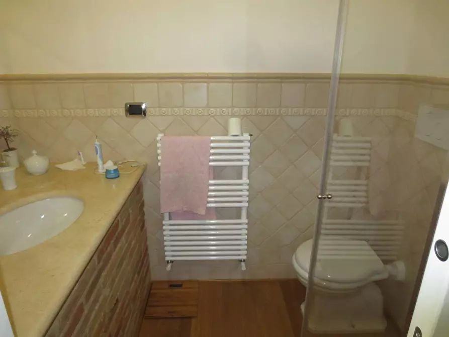 Immagine 28 di Villa in vendita  in Via tre Ottobre a Ascoli Piceno