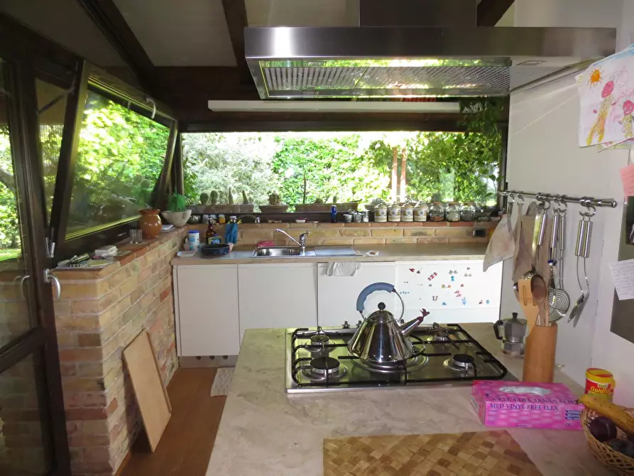 Immagine 15 di Villa in vendita  in Via tre Ottobre a Ascoli Piceno