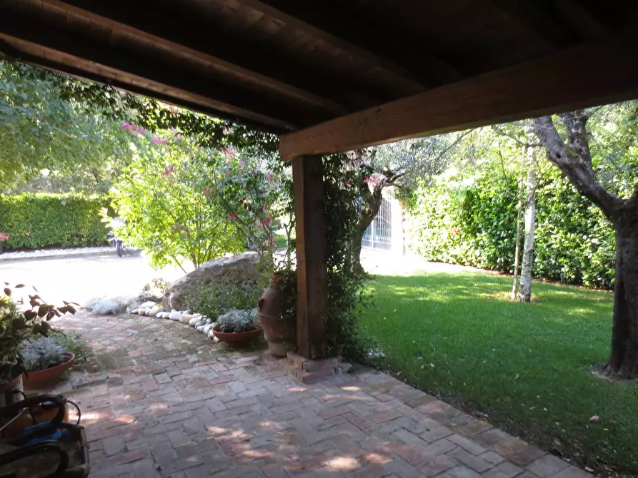 Immagine 18 di Villa in vendita  in Via tre Ottobre a Ascoli Piceno