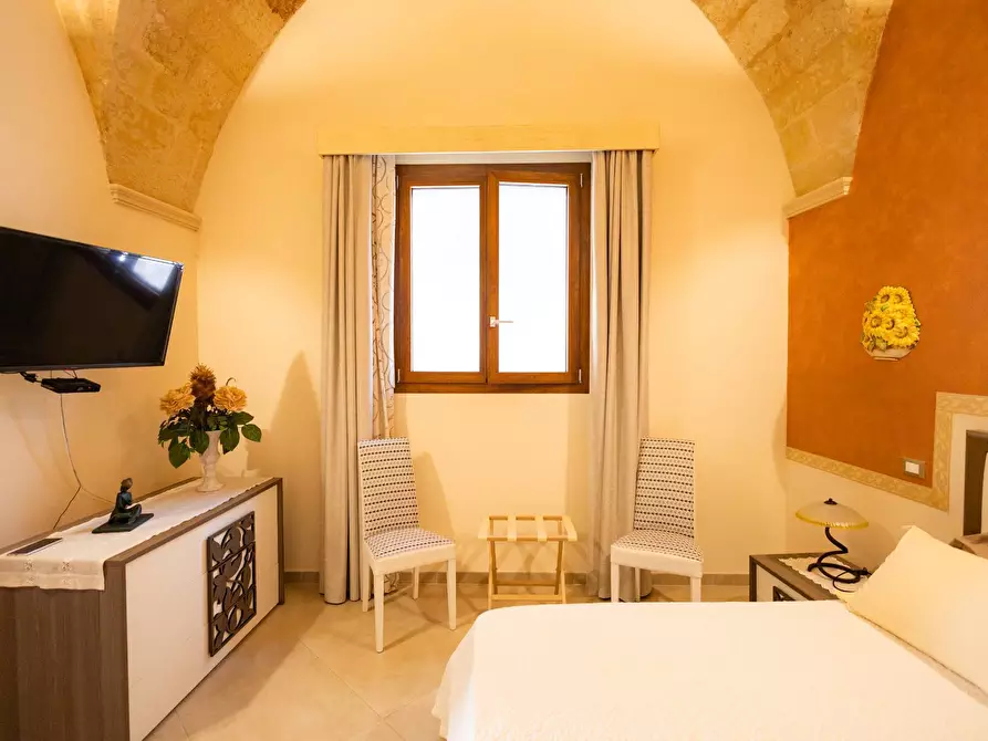 Immagine 13 di Casa indipendente in vendita  in VIA BASSEO a Lecce