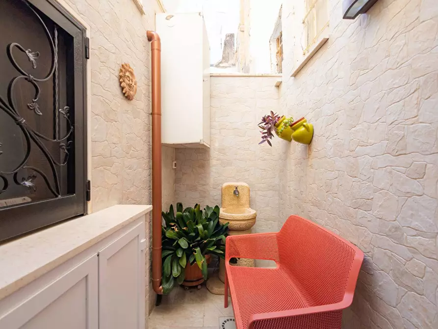 Immagine 29 di Casa indipendente in vendita  in VIA BASSEO a Lecce