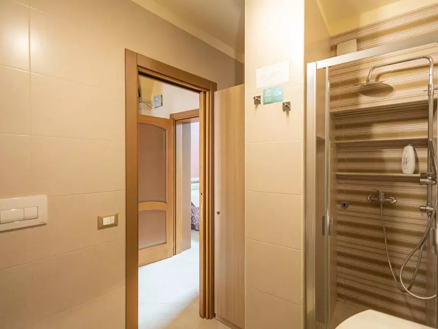 Immagine 25 di Casa indipendente in vendita  in VIA BASSEO a Lecce