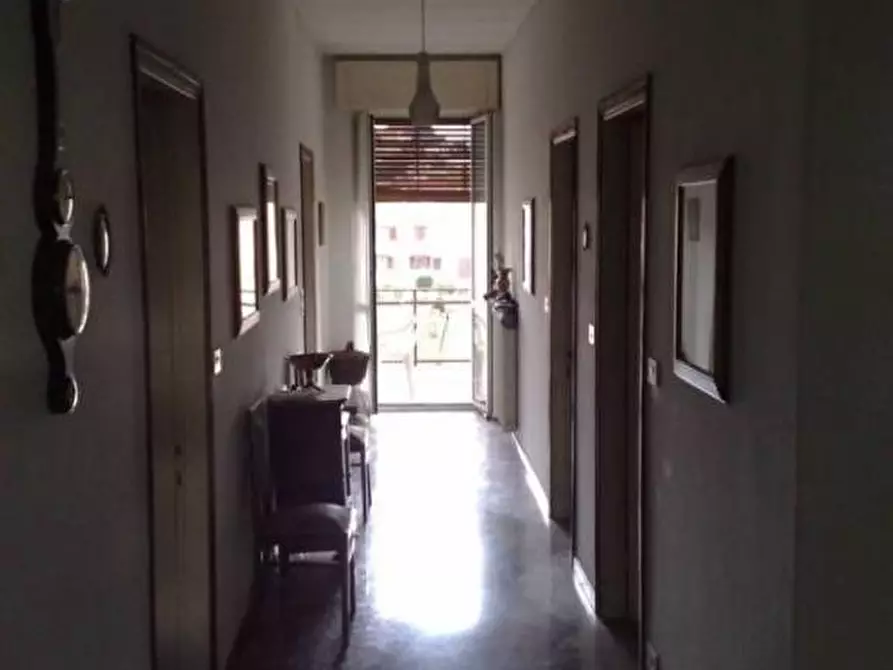 Immagine 6 di Appartamento in vendita  in via grilloni a Como