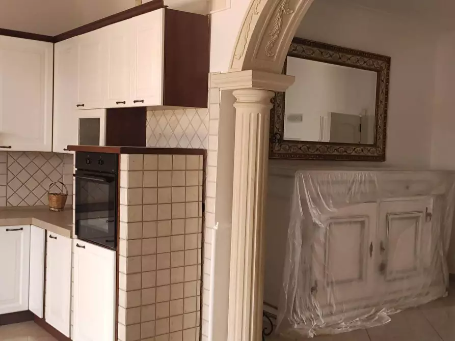 Immagine 29 di Villa in vendita  in via benedetto croce a Surbo