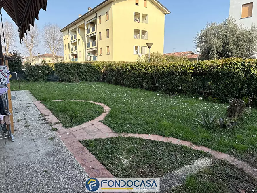 Immagine 5 di Appartamento in vendita  a Rovato