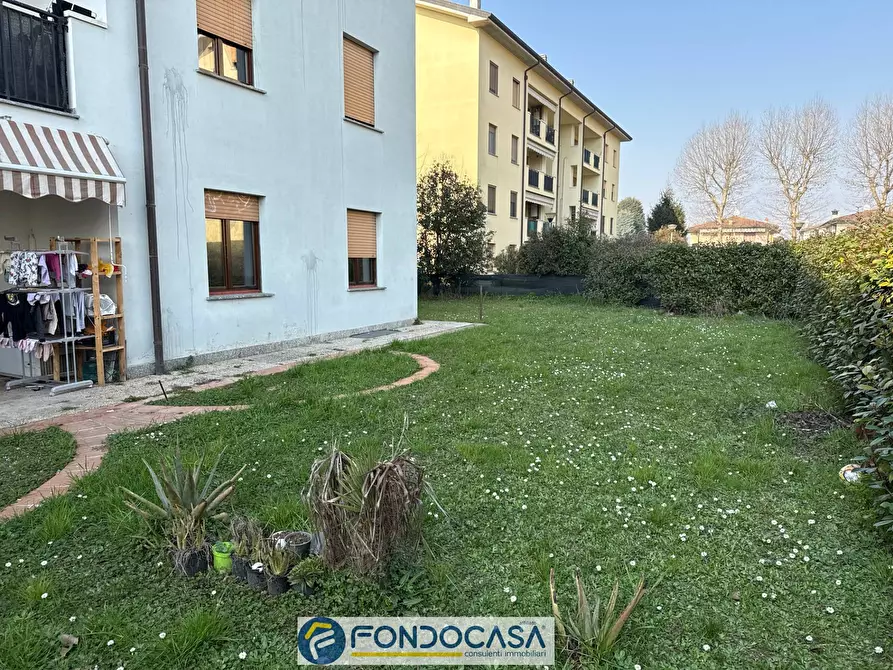 Immagine 4 di Appartamento in vendita  a Rovato