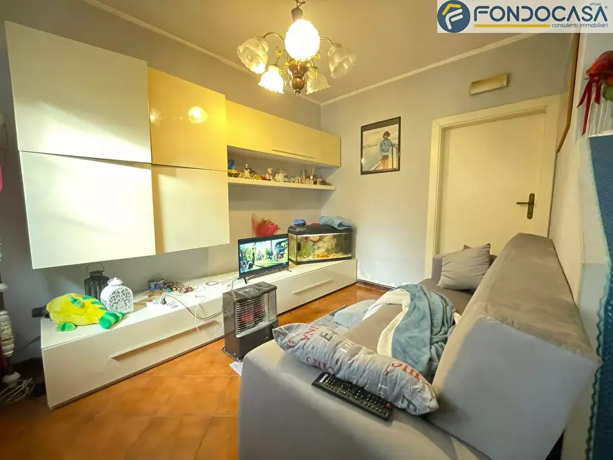 Immagine 7 di Casa semindipendente in vendita  in Via Fondi a Camaiore