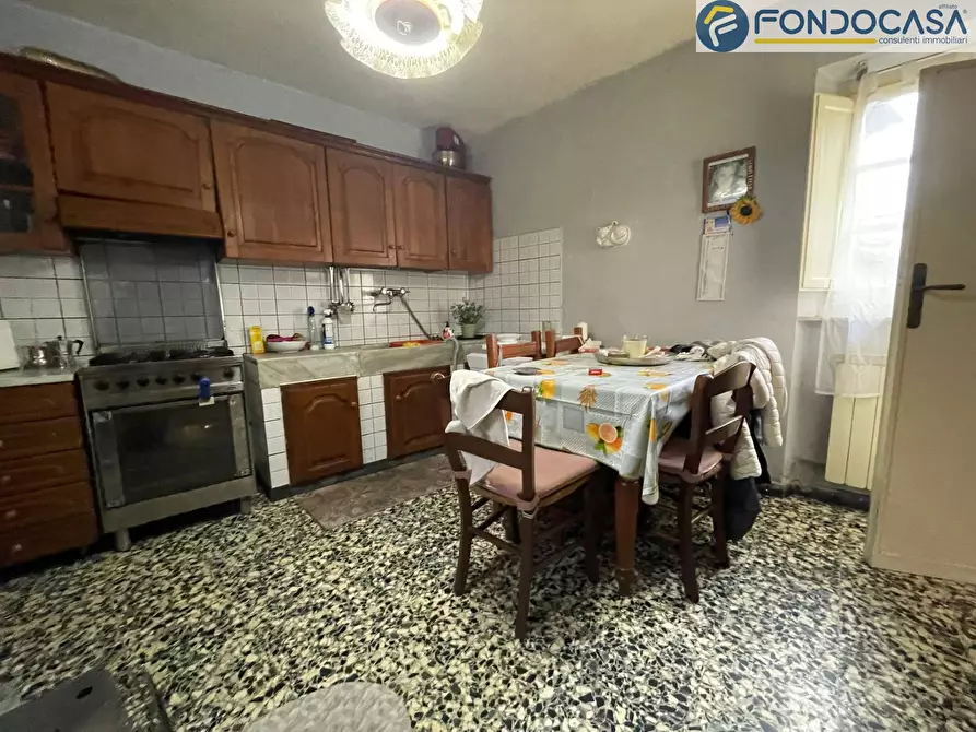 Immagine 6 di Casa semindipendente in vendita  in Via Fondi a Camaiore