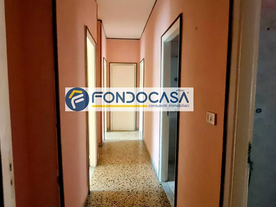 Immagine 9 di Appartamento in vendita  in Piazza Sironi a Brindisi