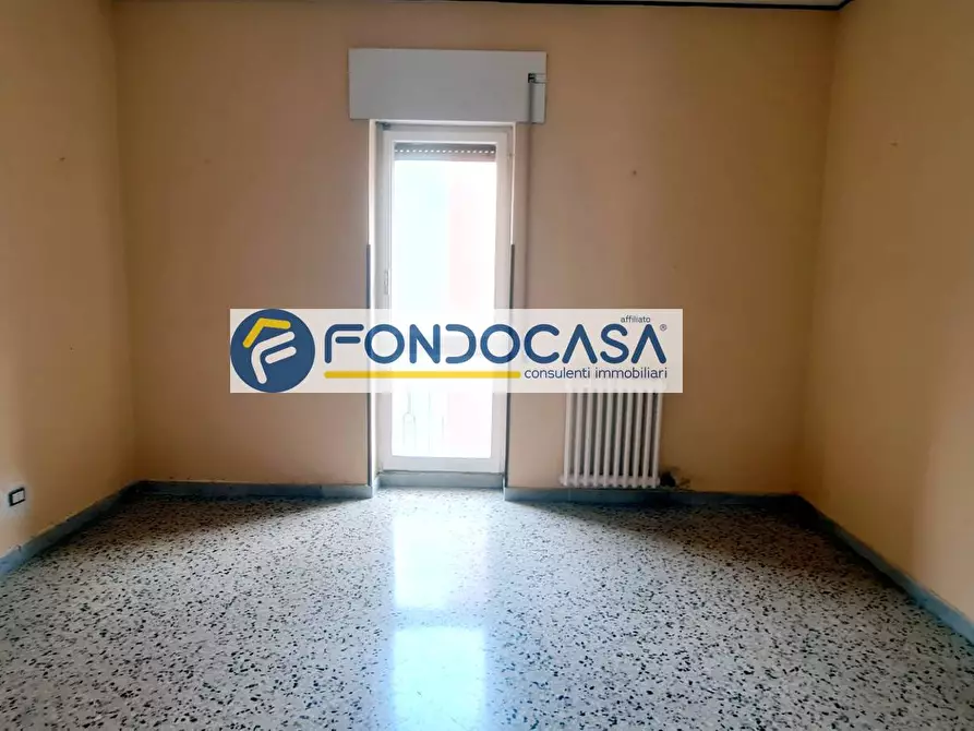 Immagine 11 di Appartamento in vendita  in Piazza Sironi a Brindisi