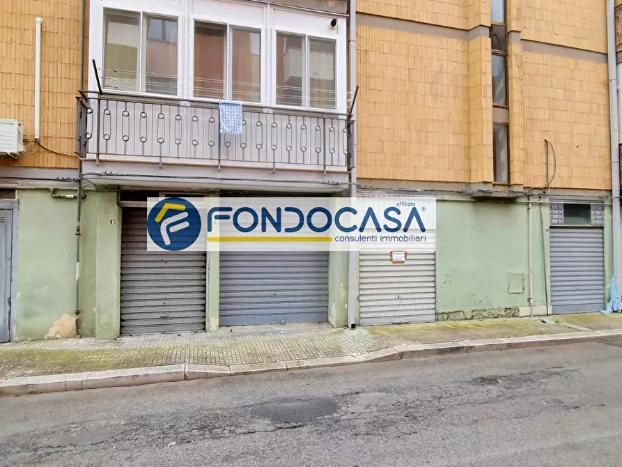 Immagine 3 di Appartamento in vendita  in Piazza Sironi a Brindisi