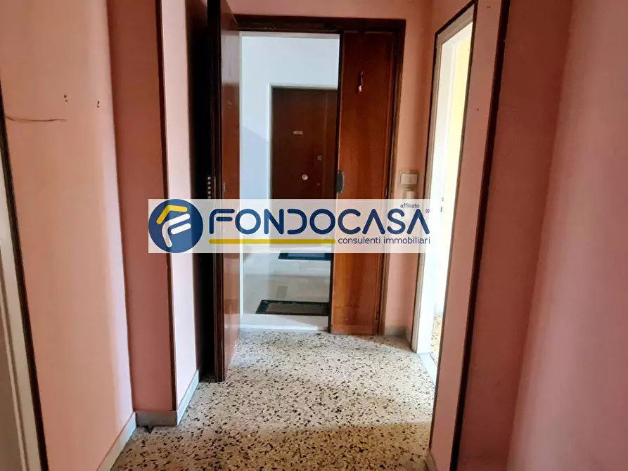 Immagine 10 di Appartamento in vendita  in Piazza Sironi a Brindisi