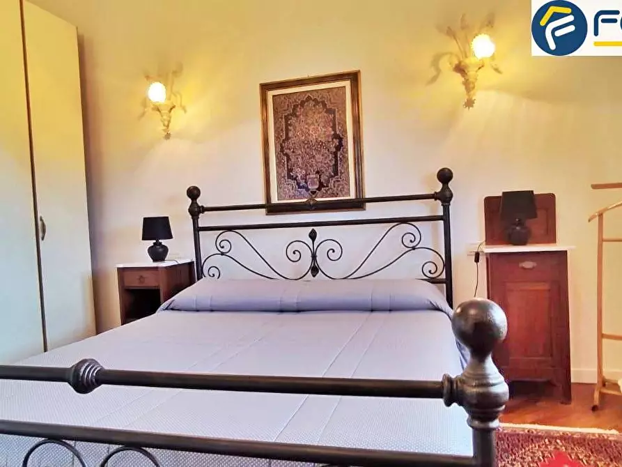 Immagine 12 di Villa in vendita  in via martiri di s. anna a Seravezza