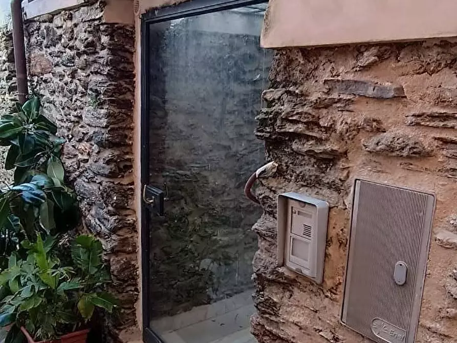 Immagine 5 di Casa semindipendente in vendita  in Via Tarabella a Seravezza