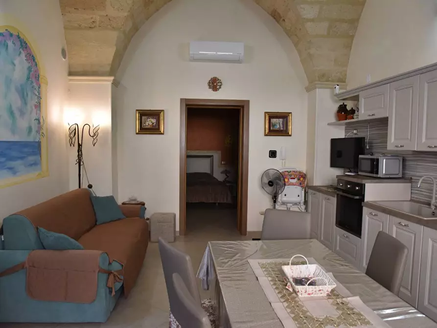 Immagine 5 di Casa indipendente in vendita  in VIA BASSEO a Lecce