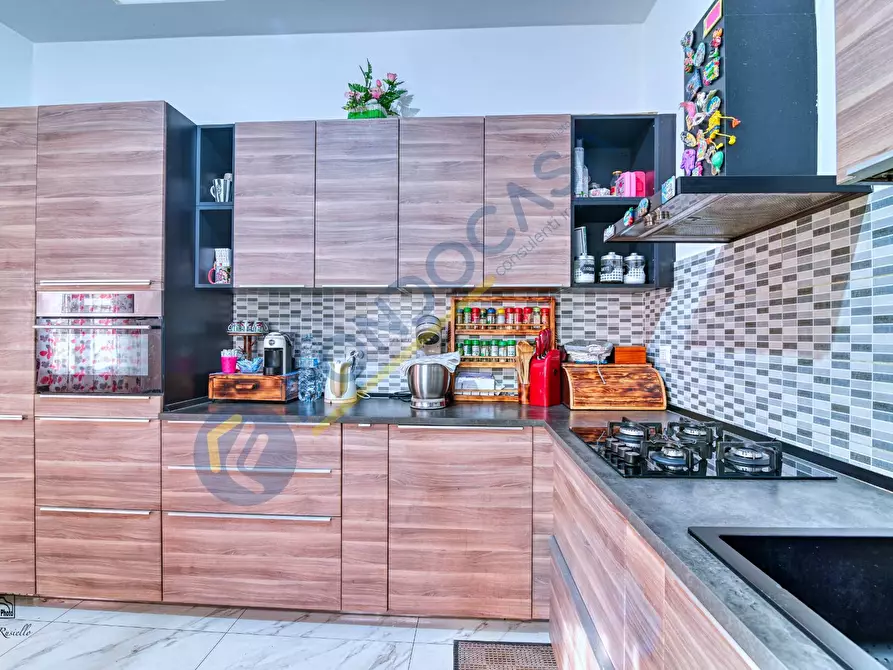 Immagine 25 di Appartamento in vendita  in VIA BRINDISI a Limbiate