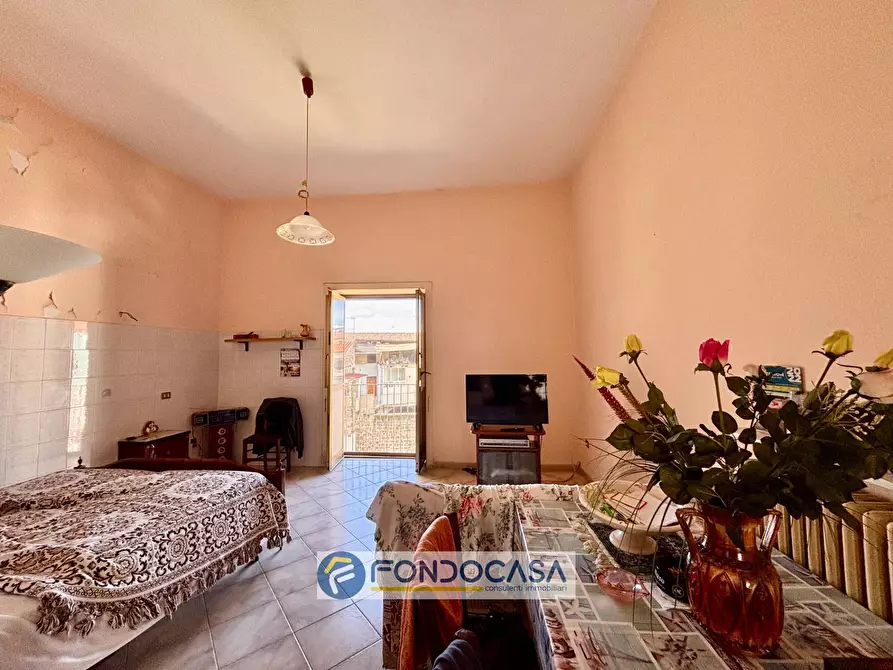 Immagine 6 di Palazzo in vendita  in via lombardi a Aversa