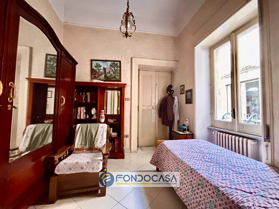 Immagine 14 di Palazzo in vendita  in via lombardi a Aversa
