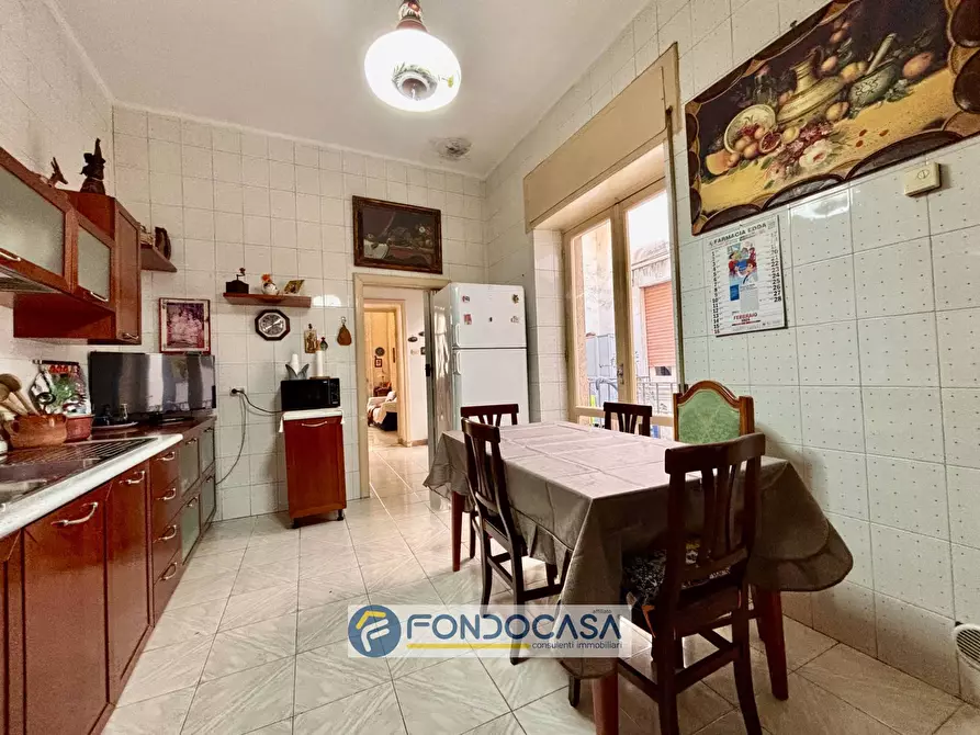 Immagine 20 di Palazzo in vendita  in via lombardi a Aversa