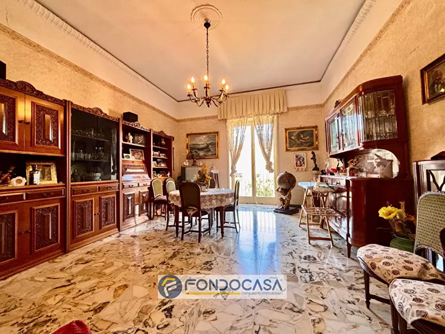 Immagine 25 di Palazzo in vendita  in via lombardi a Aversa