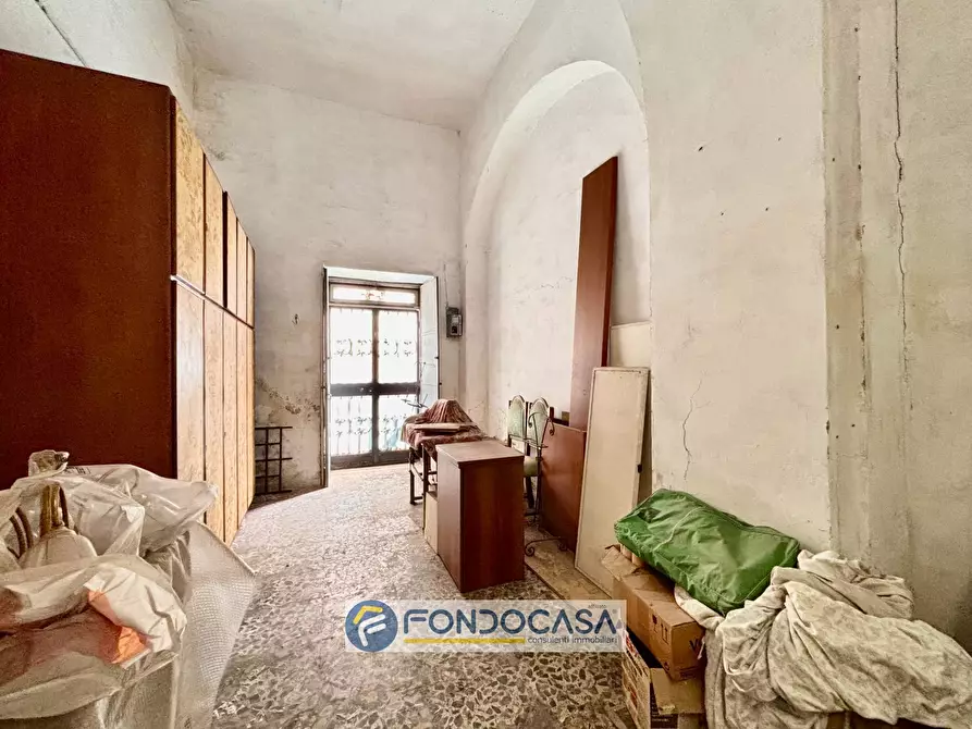 Immagine 29 di Palazzo in vendita  in via lombardi a Aversa