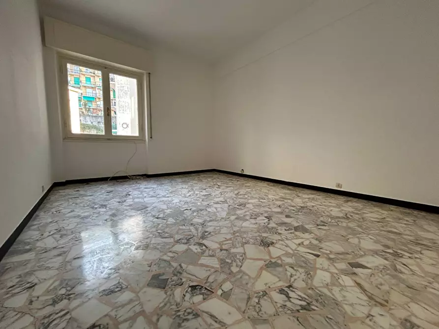 Immagine 20 di Appartamento in vendita  in Via Francesco Pastonchi a Genova
