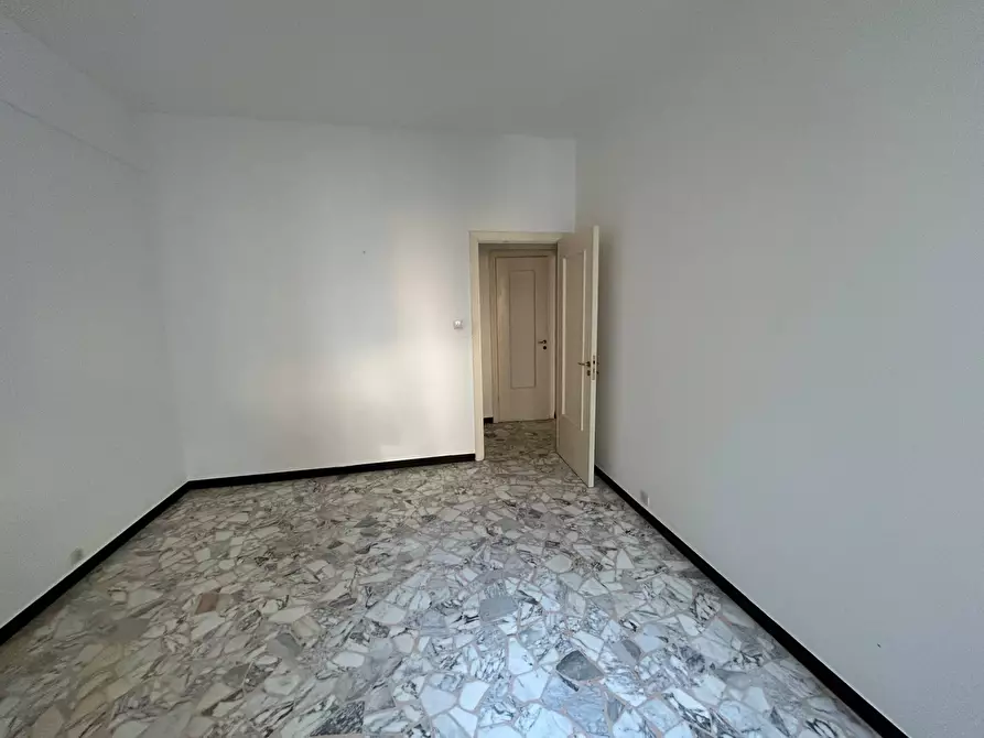 Immagine 22 di Appartamento in vendita  in Via Francesco Pastonchi a Genova