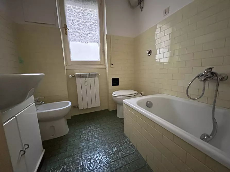 Immagine 28 di Appartamento in vendita  in Via Francesco Pastonchi a Genova