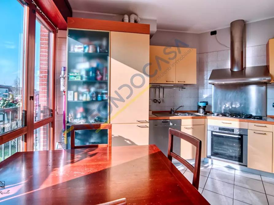 Immagine 8 di Appartamento in vendita  in VIA BRUNELLESCHI a Cinisello Balsamo